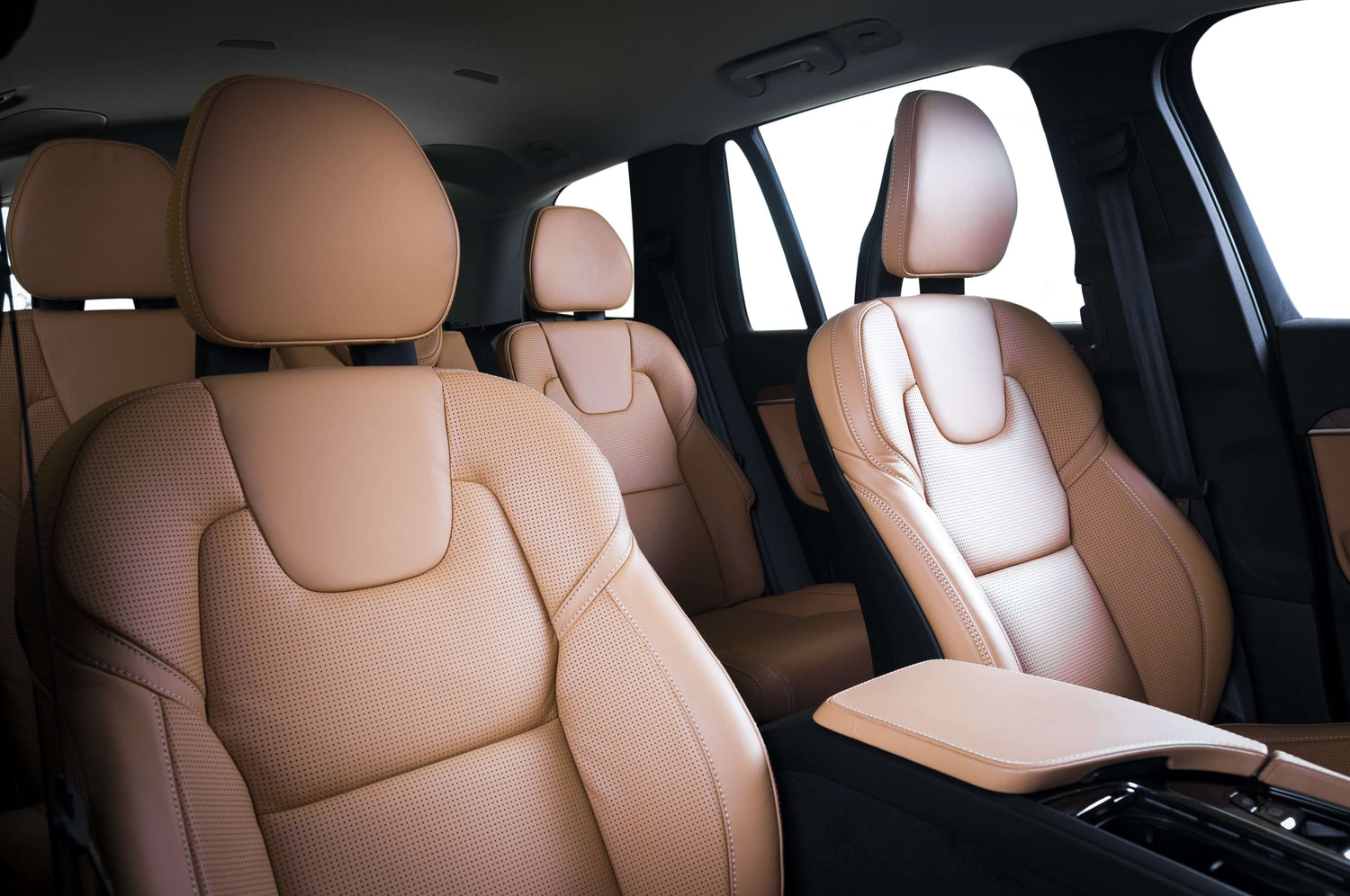 The Benefits of Cleaning and Conditioning Leather Car Seats